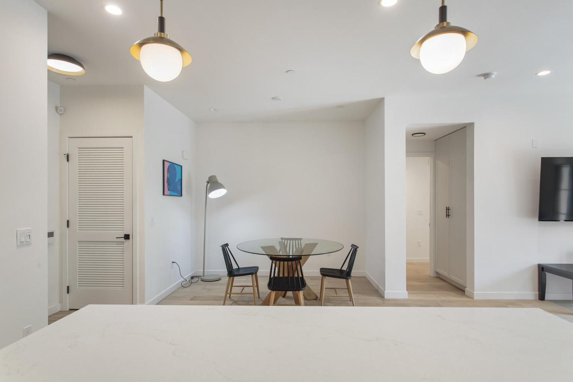 West Side Prime Location 2 Bedroom With Pool لوس أنجلوس المظهر الخارجي الصورة